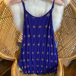 Love this dress. Super cool and flowy